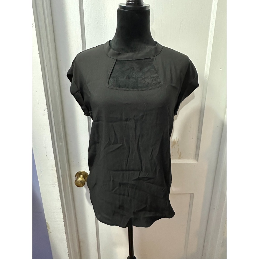 So Black Cutout Short Sleeve Top in‎ M